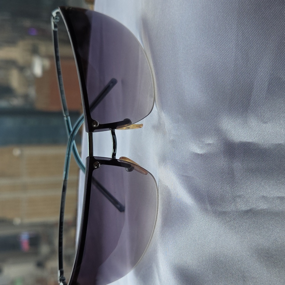 Gucci Rimless Sunglasses with Gradient Lenses - Picture 5 of 14